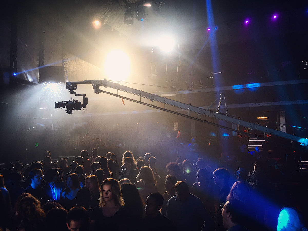 Where Hollywood Shoots All Its Plane Scenes | Movies Insider — Catch the Moment